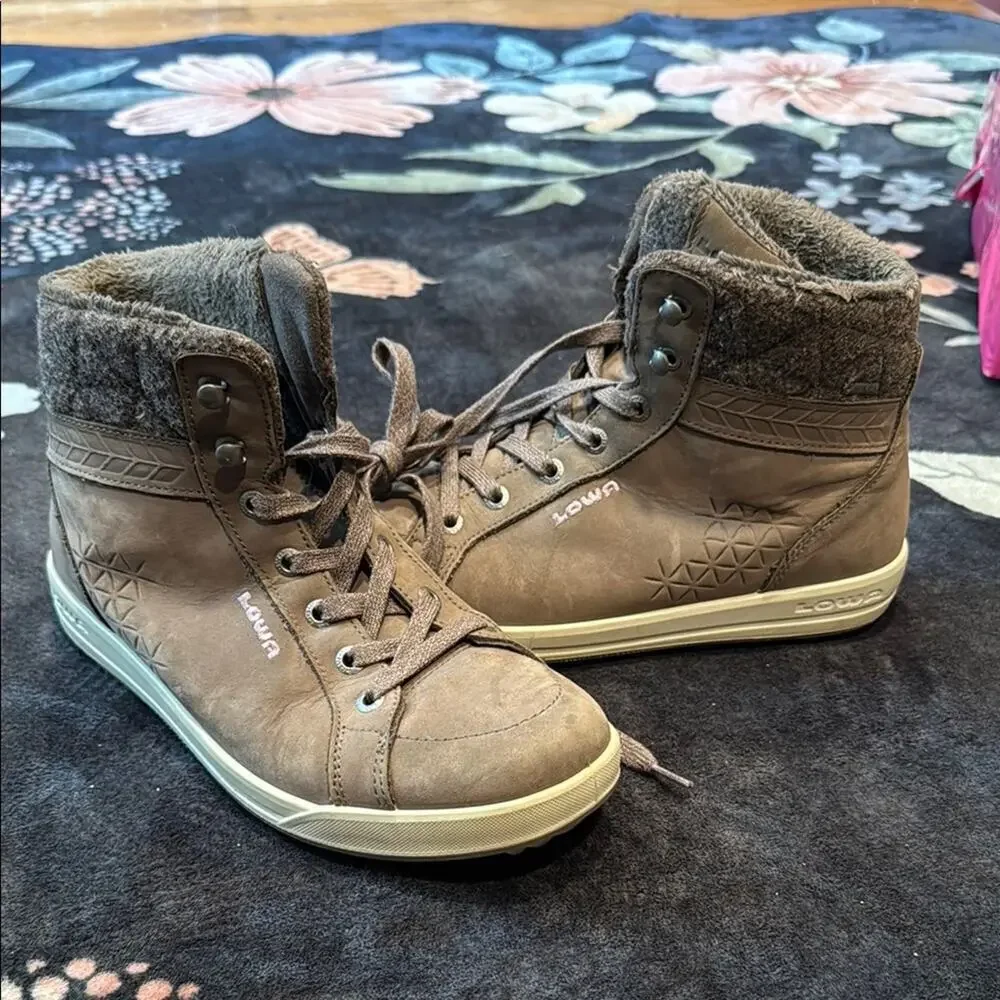Lowa Brown High-Top Sneakers with Lace-Up Design